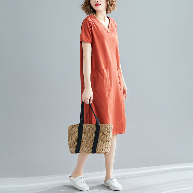 大尺碼女裝夏季寬鬆韓版中長款T恤裙子大尺碼純色V領顯瘦短袖洋裝