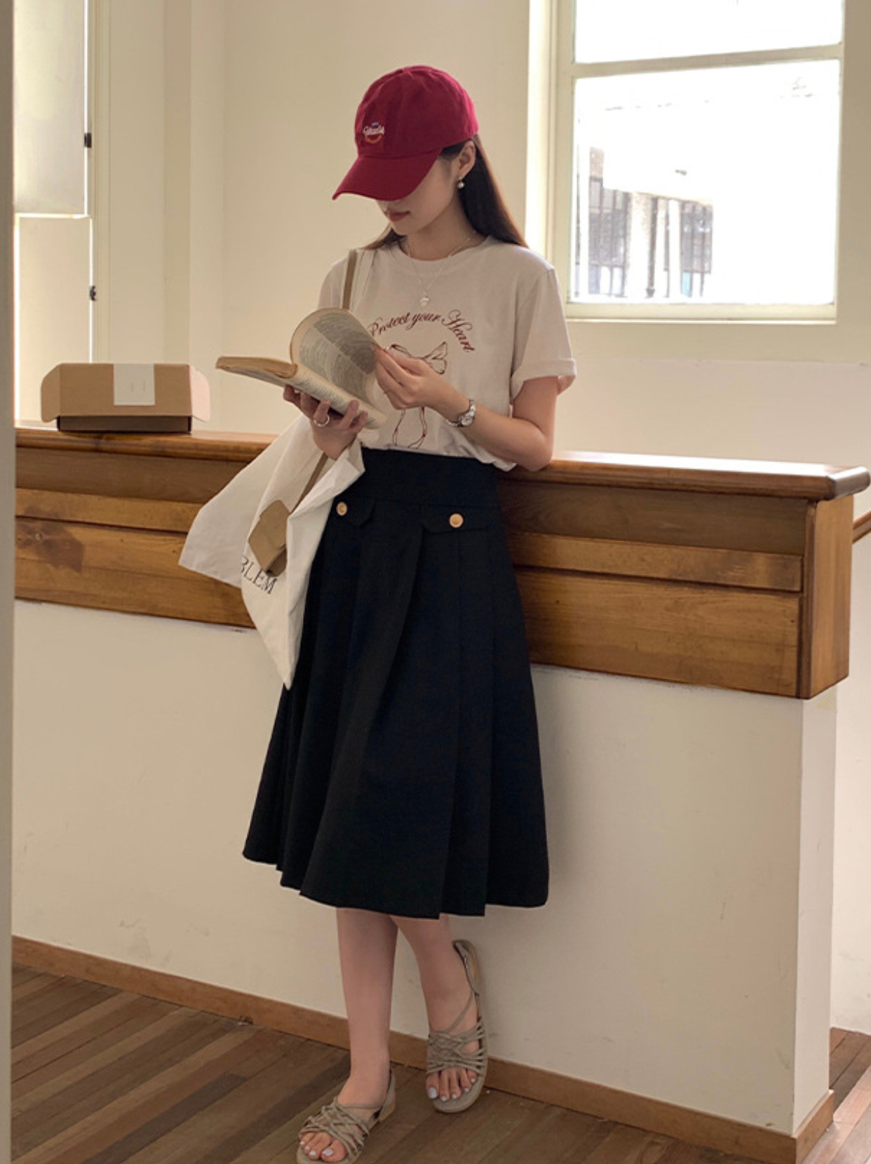 精緻蝴蝶結 字母印花短袖t恤