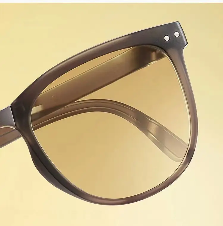 付贈精裝眼鏡盒 摺疊偏光墨鏡 防花粉防紫外線 旅行 釣魚 駕車 登山 戶外太陽鏡 時尚單品ootd