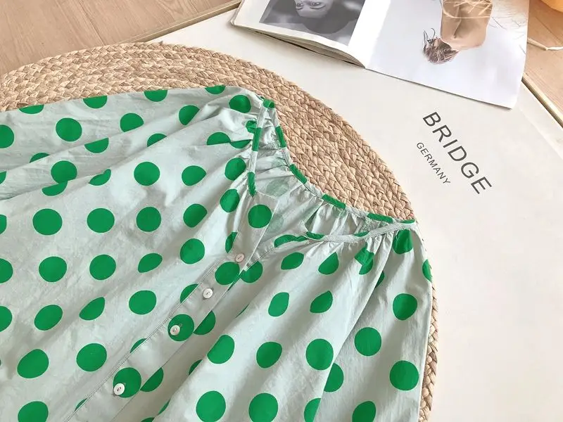 娃娃衫 通勤 韓版 寬鬆 v領 燈籠袖 清新 圓點 襯衫