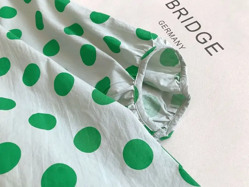 娃娃衫 通勤 韓版 寬鬆 v領 燈籠袖 清新 圓點 襯衫