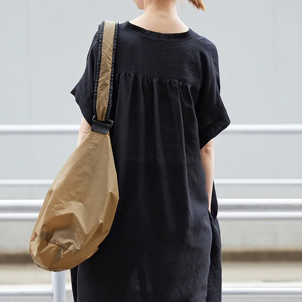 溫柔系 極簡魅力 V領 下擺開叉 長款 短袖 休閒洋裝
