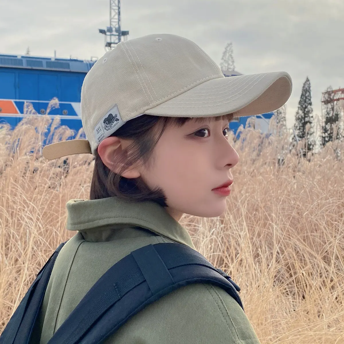 完美提升時尚度 新款字母棒球帽 ootd穿搭配飾 防紫外線顯臉小棒球帽鴨舌帽 自由調節