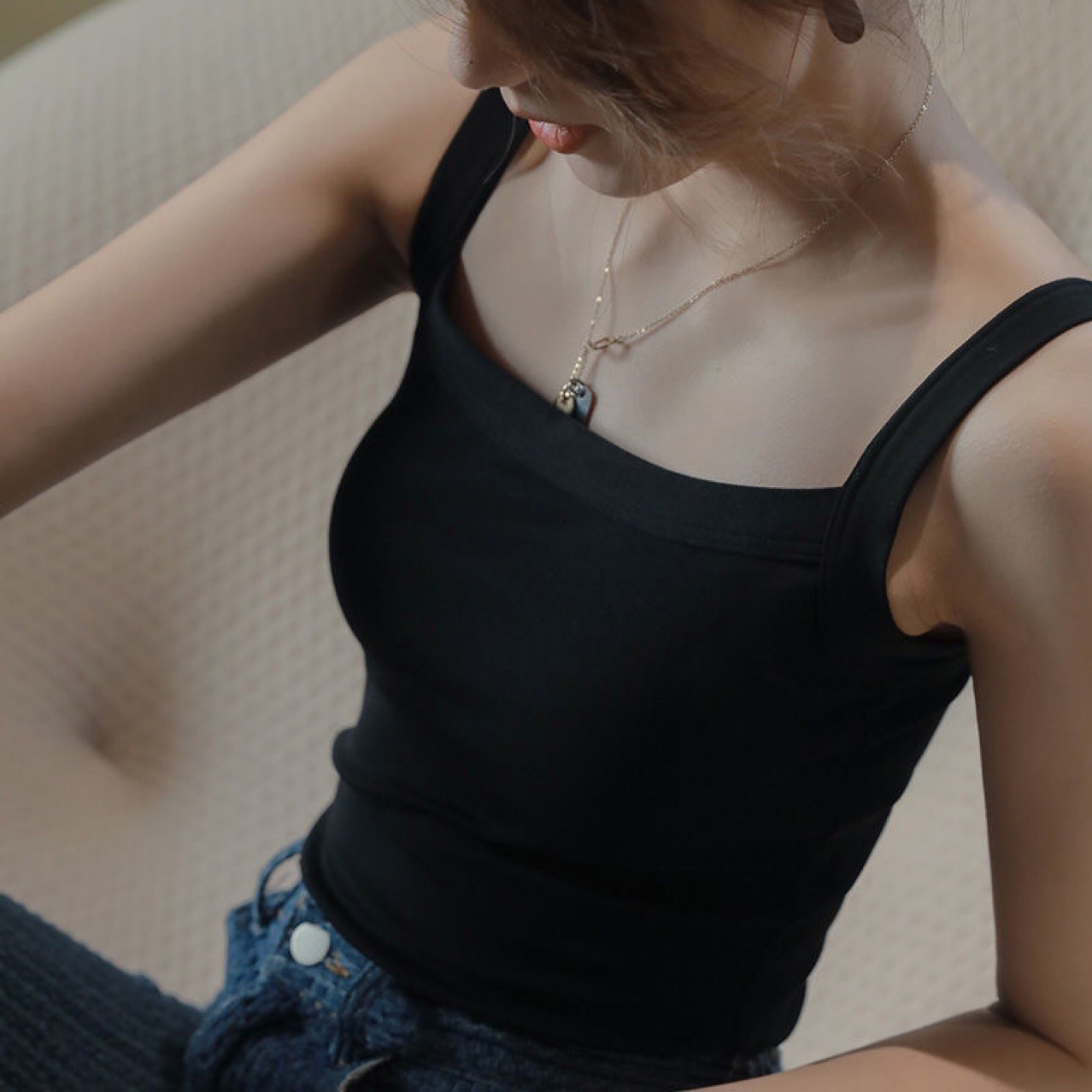 BRATOP 小可愛 純色吊帶背心 白色大圓領 防走光背心式吊帶