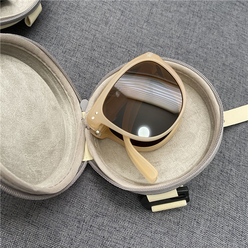 付贈精裝眼鏡盒 摺疊偏光墨鏡 防花粉防紫外線 旅行 釣魚 駕車 登山 戶外太陽鏡 時尚單品ootd