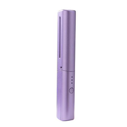 Rechargeable negative ion hair straightener