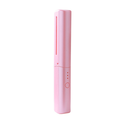 Rechargeable negative ion hair straightener