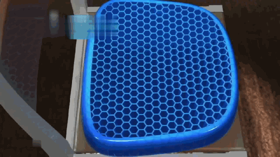 mSRPxNKiHafIav35qqKPk6ku.gif