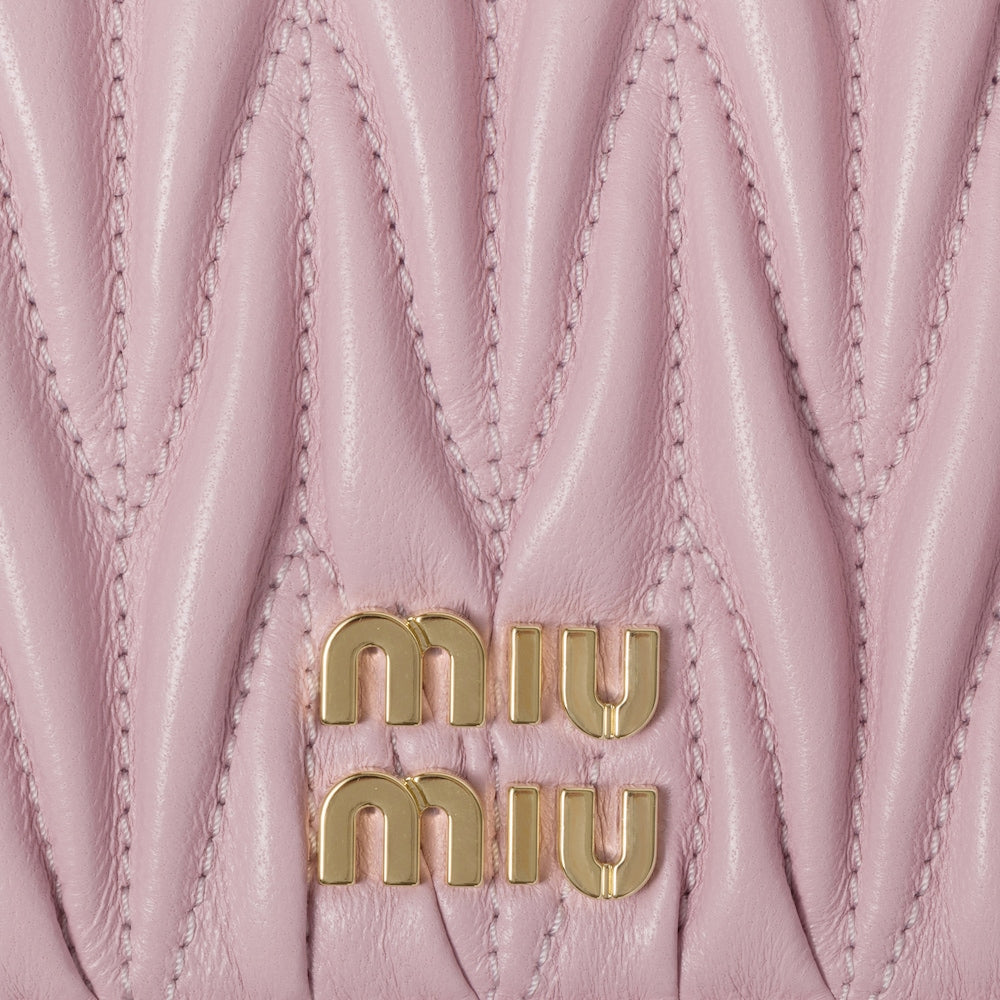 マテラッセレザー 折り財布