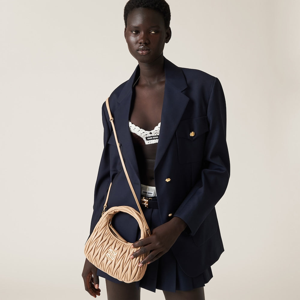 ワンダー マテラッセレザー ホーボーバッグ