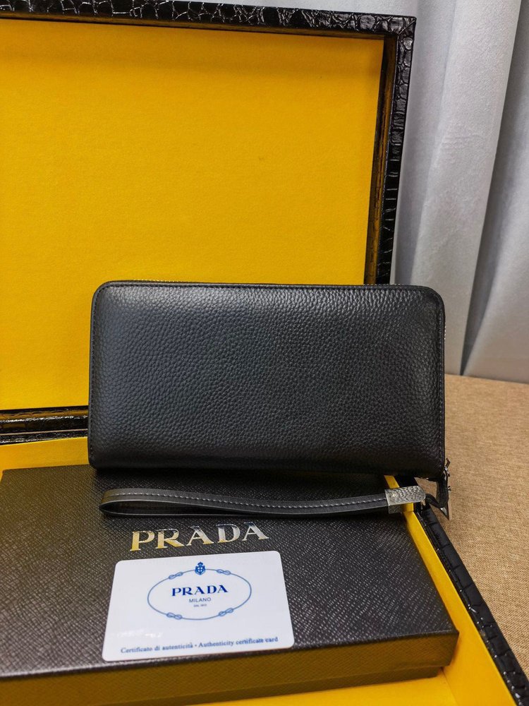 【Prada】プラダ 財布 21x13x2.5cm