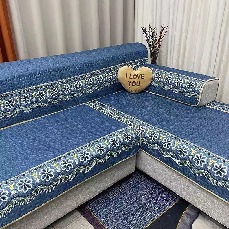 四季通用萊卡棉防滑沙發墊