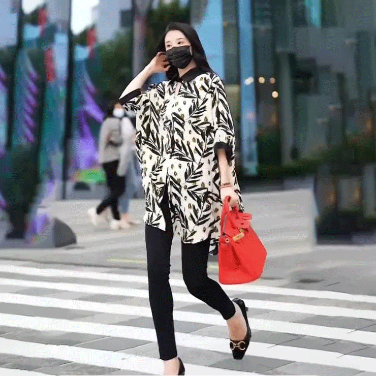 女性用ゆったり中袖イレギュラーシャツ