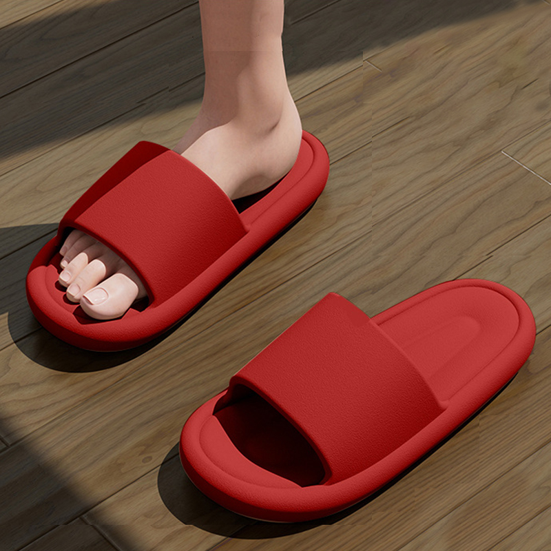 รองเท้าแตะนุ่มนวลมาก