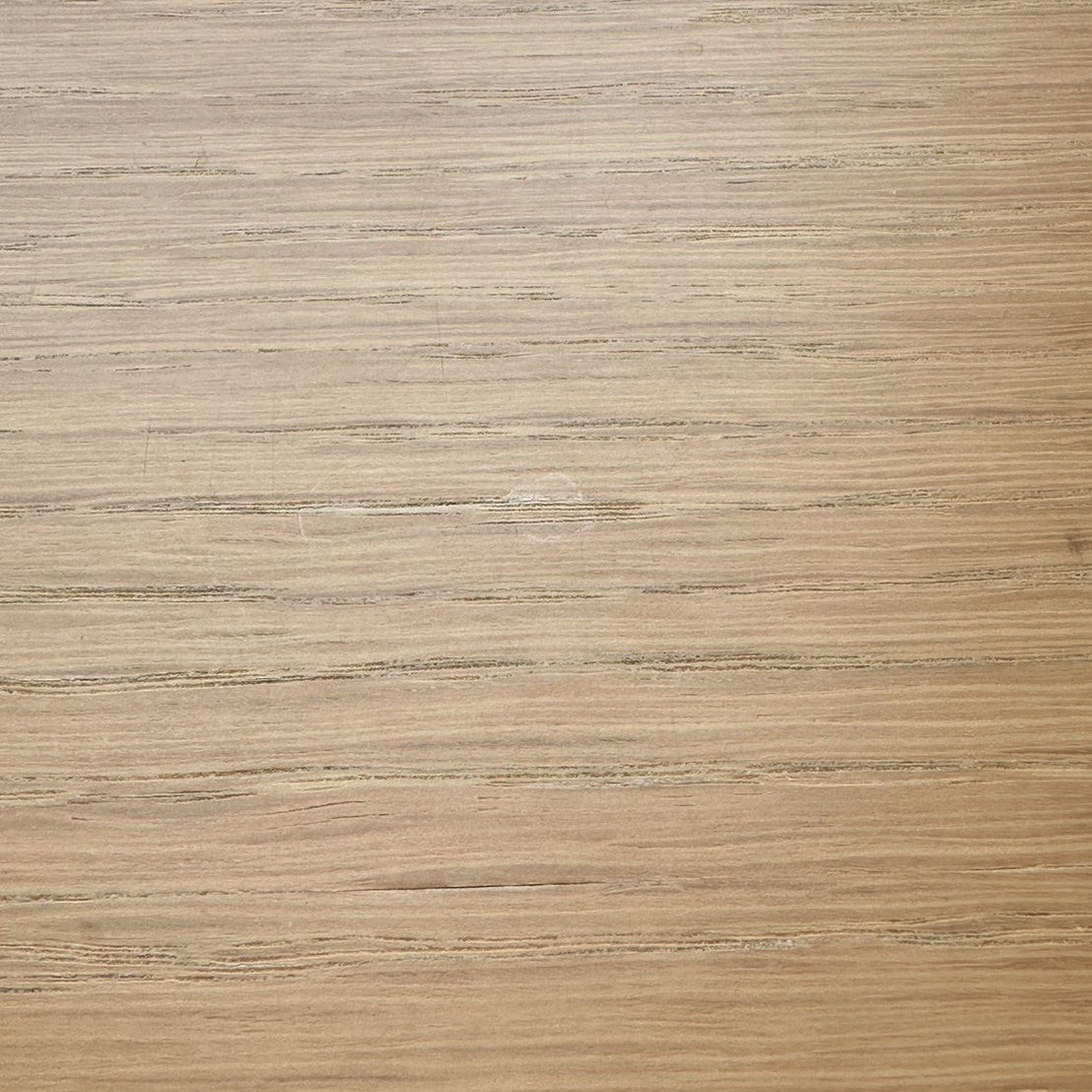 家具の傷・凹みの例03