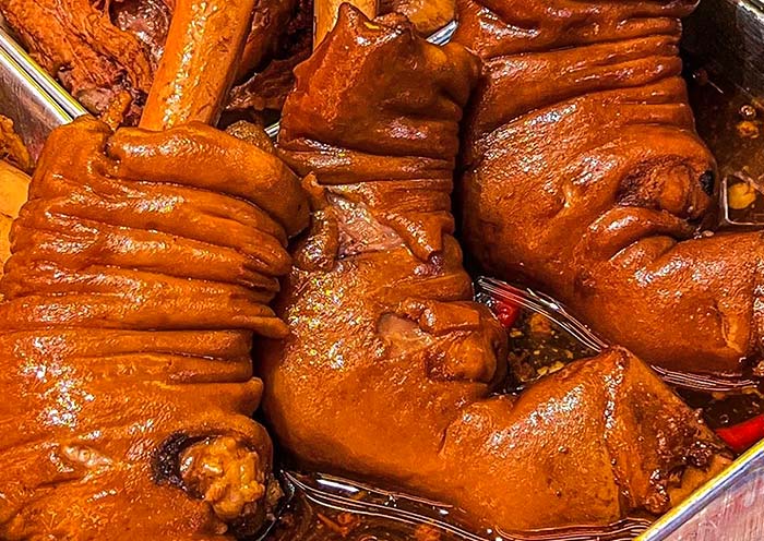 Must-try Xinjiang delicacy - Spicy Lamb Trotters